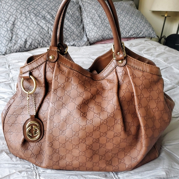 Gucci Handbags - GUCCI🌝AUTHENTIC XL GUCCISIMMA SUKEY HOBO